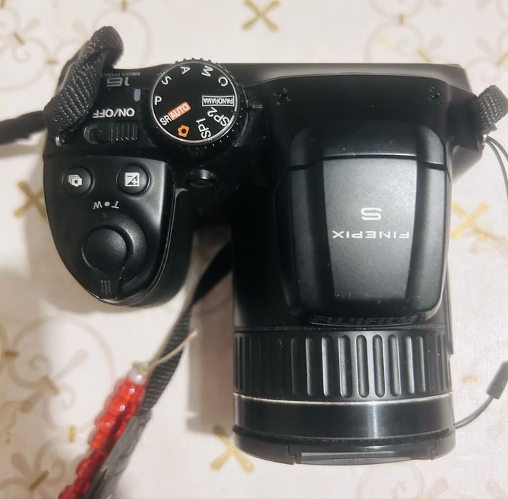 Aparat fotograficzny Fujifilm FinePix S4800,