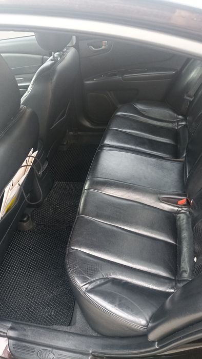 Автомобіль Кіа Magentis