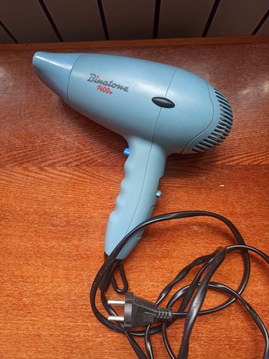 Фен Binatone...1400 w