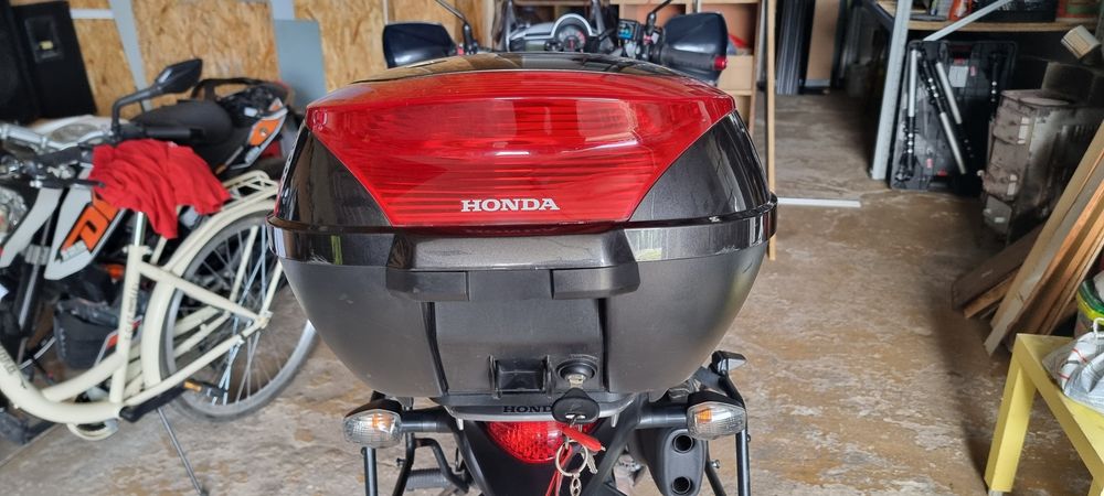 Kufer Centralny Honda