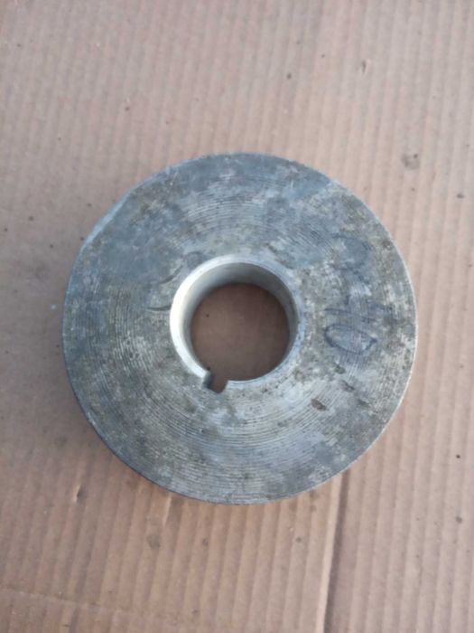 Шкив двухручейный , диаметр 115мм, посадка на вал -40мм в хор сост