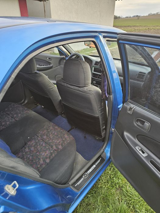 Продам Mazda 323 газ/бензин