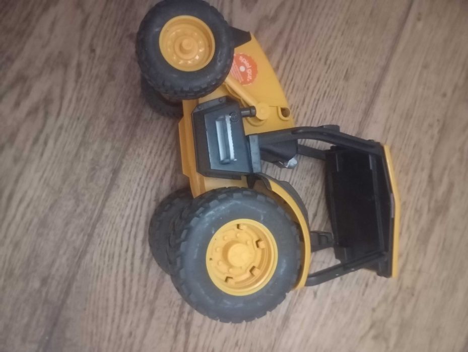 Traktor JCB zabawka dla dzieci