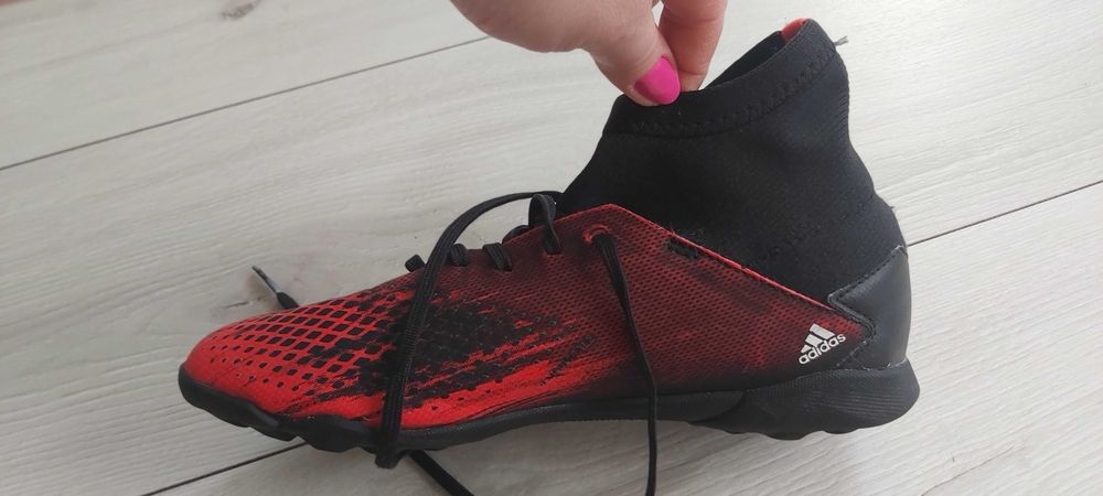 Sprzedam buty Adidas predator rozm 37 1/3