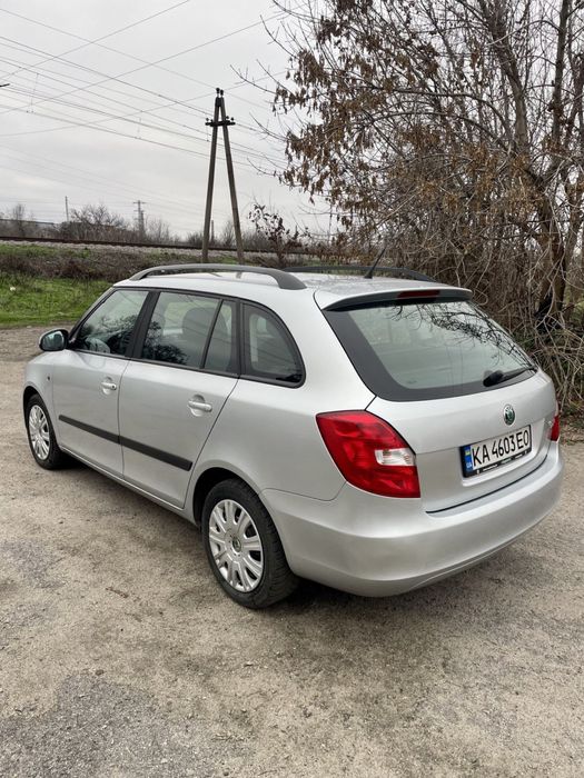 Skoda Fabia 1.4 газ/бенз 2011рік.