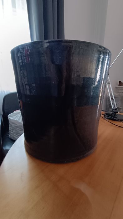 Vaso Grande em cerâmica Azul com prato igual
