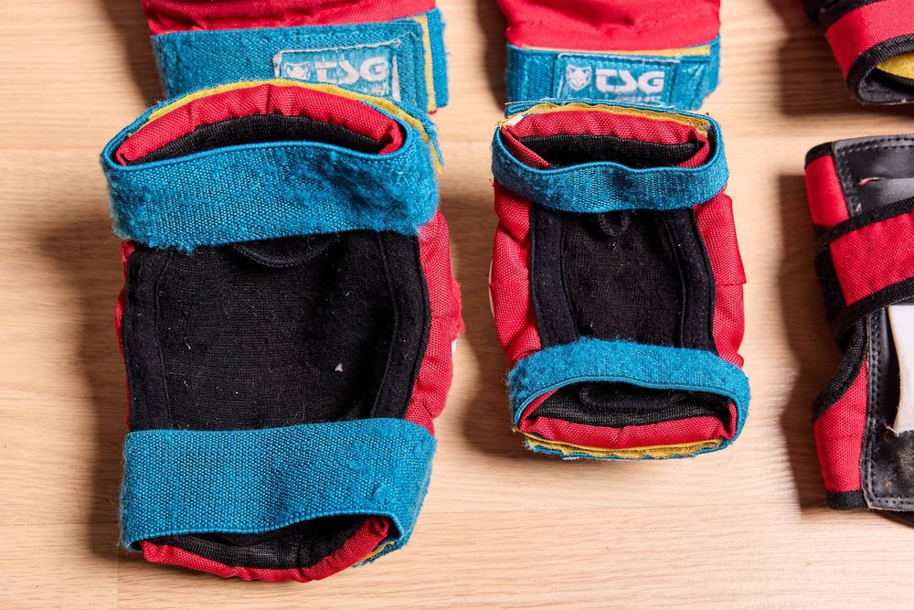 Zestaw ochraniaczy TSG Junior Set Old School (1)