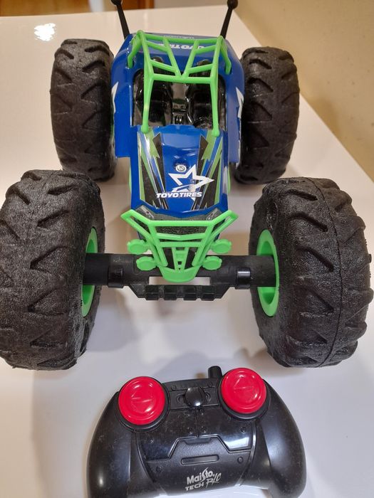 Carro Telecomandado (carregamento USB  eléctrico)