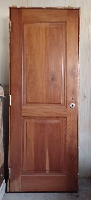 Vendo esta porta