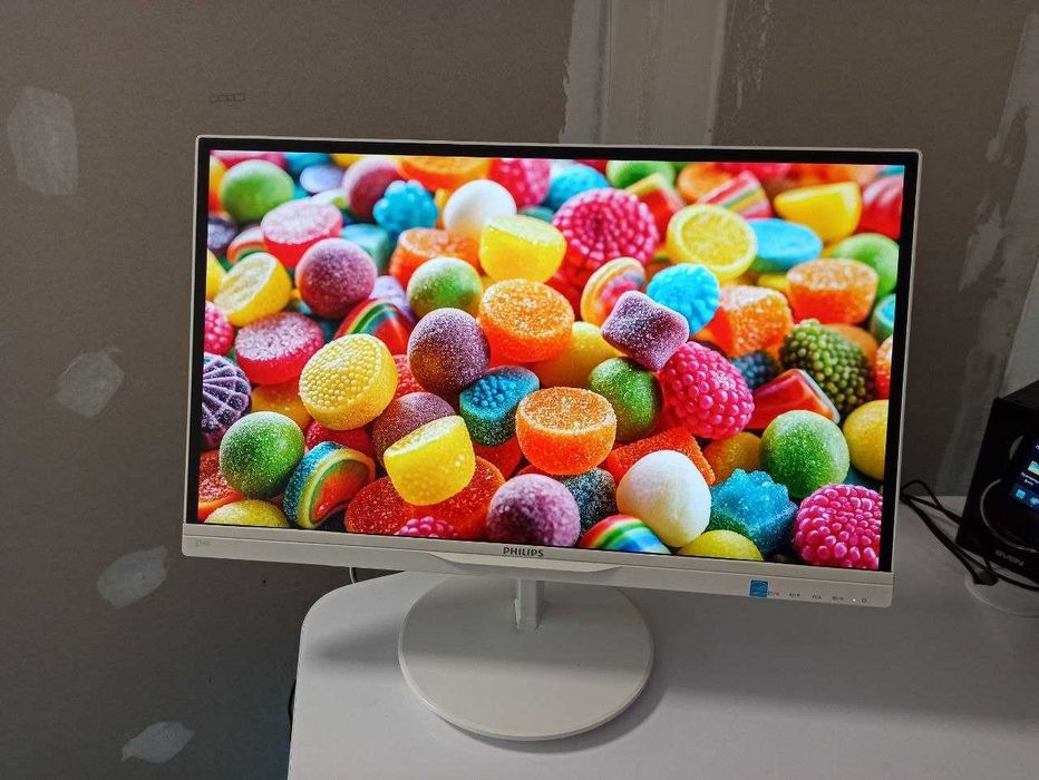 Philips 234E5QHAW/00 23.6" IPS / Full HD / HDMI