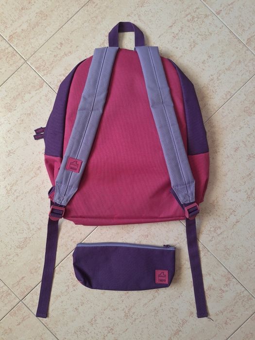 Mochila + Estojo DEEPLY Nova = 5€