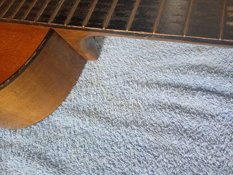 Sprzedam stara gitarę Cremona luby czechoslowacja
