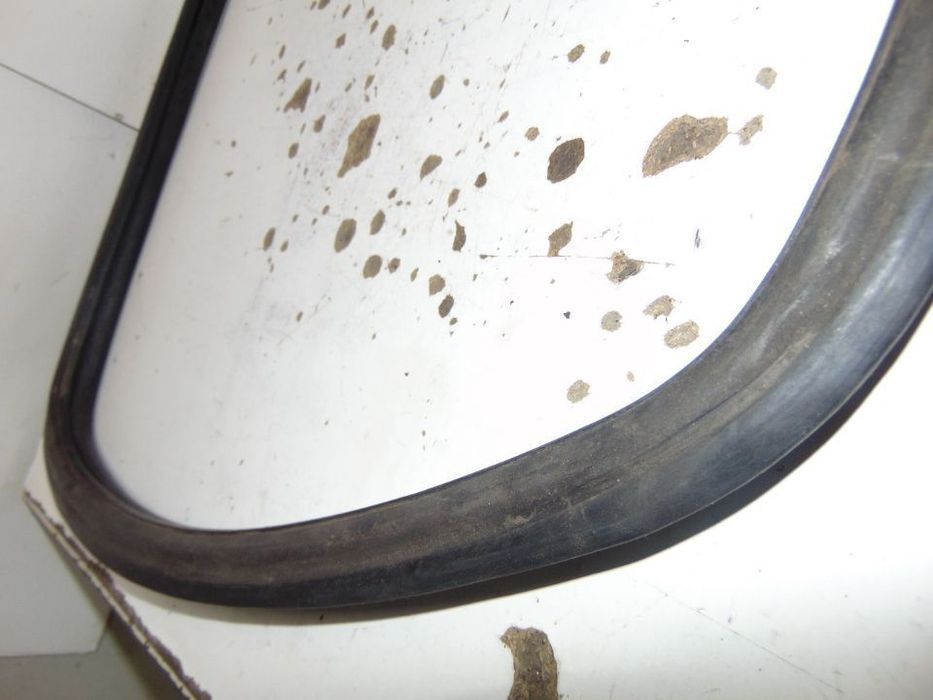 Volvo 144 borracha do vidro do oculo