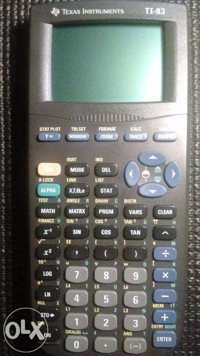 Calculadora Texas Instruments TI-83