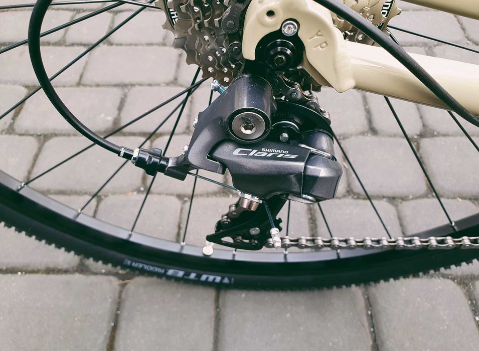 Kross Esker 1.0, beżowy, rozm L (21"), gravel, shimano claris, -26%