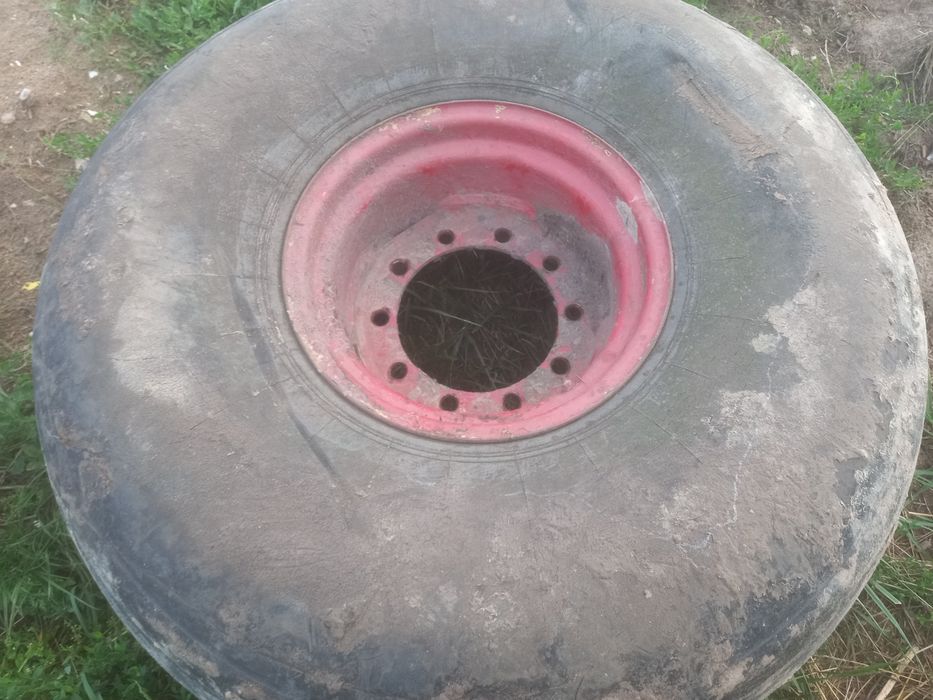 Sprzedasz kół i bomby od beczki