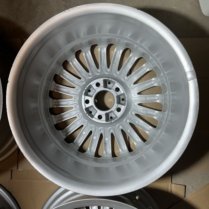 Felgi oryginalne mercedes 8x17