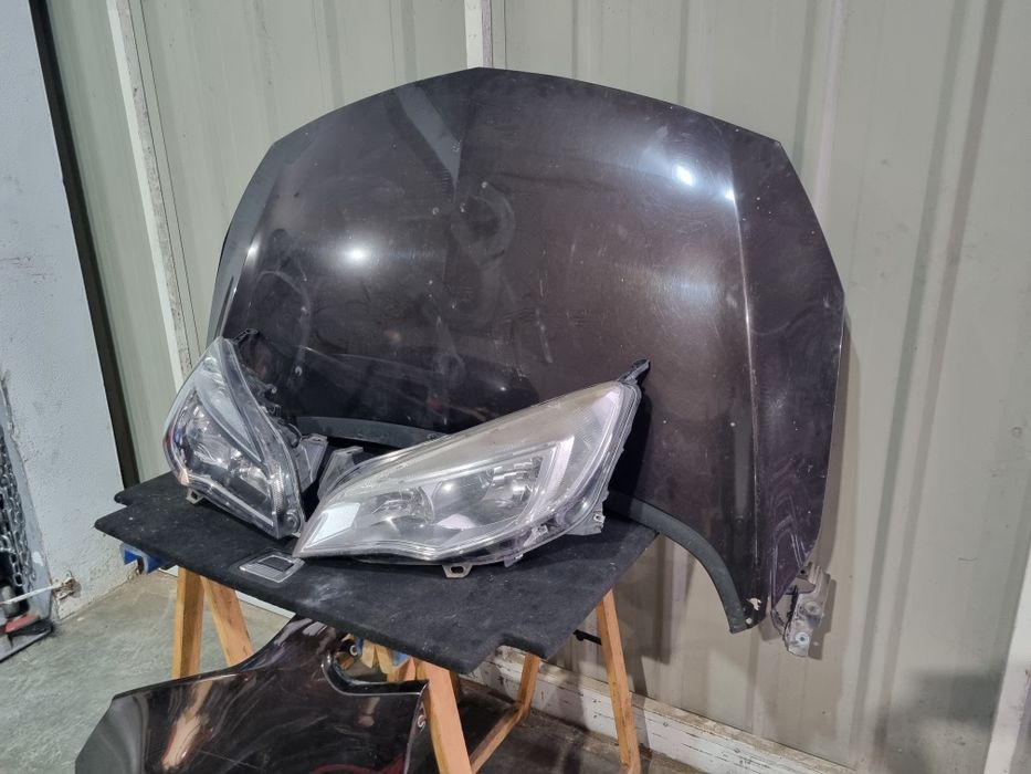 Opel Astra J capon faróis guarda Lamas