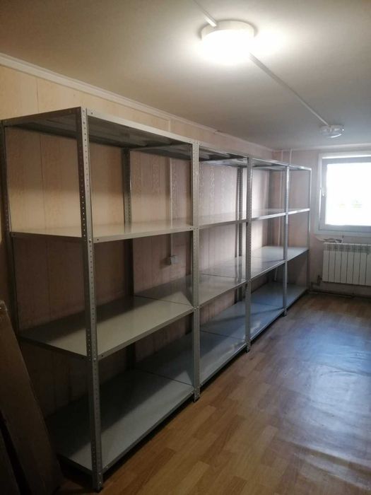 Стелажі для дому