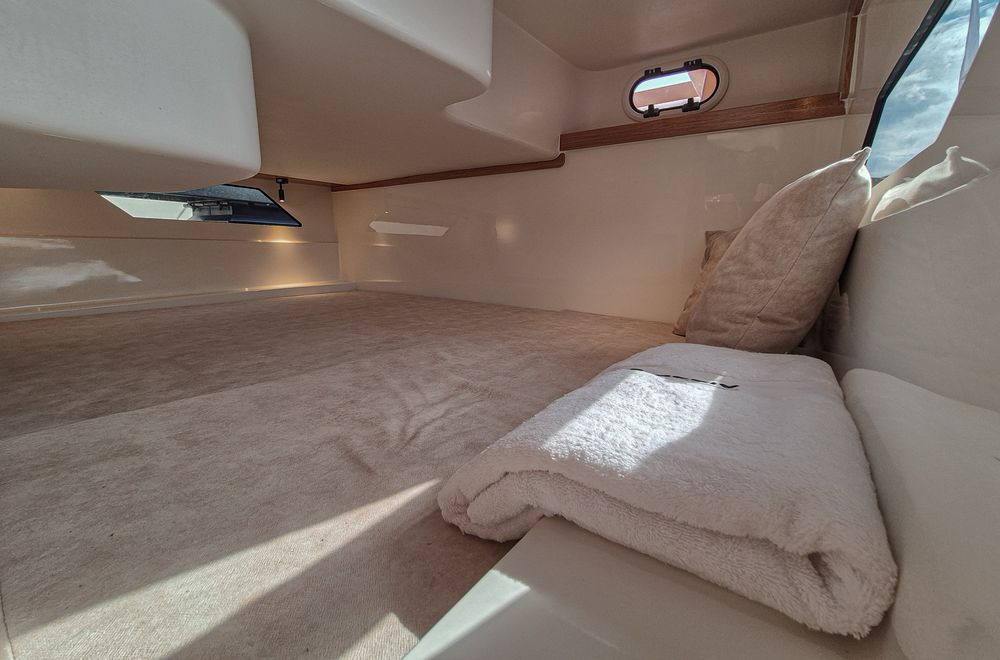 Jacht Motorowy Massiv Boats Cruiser 930 Nowość 2025