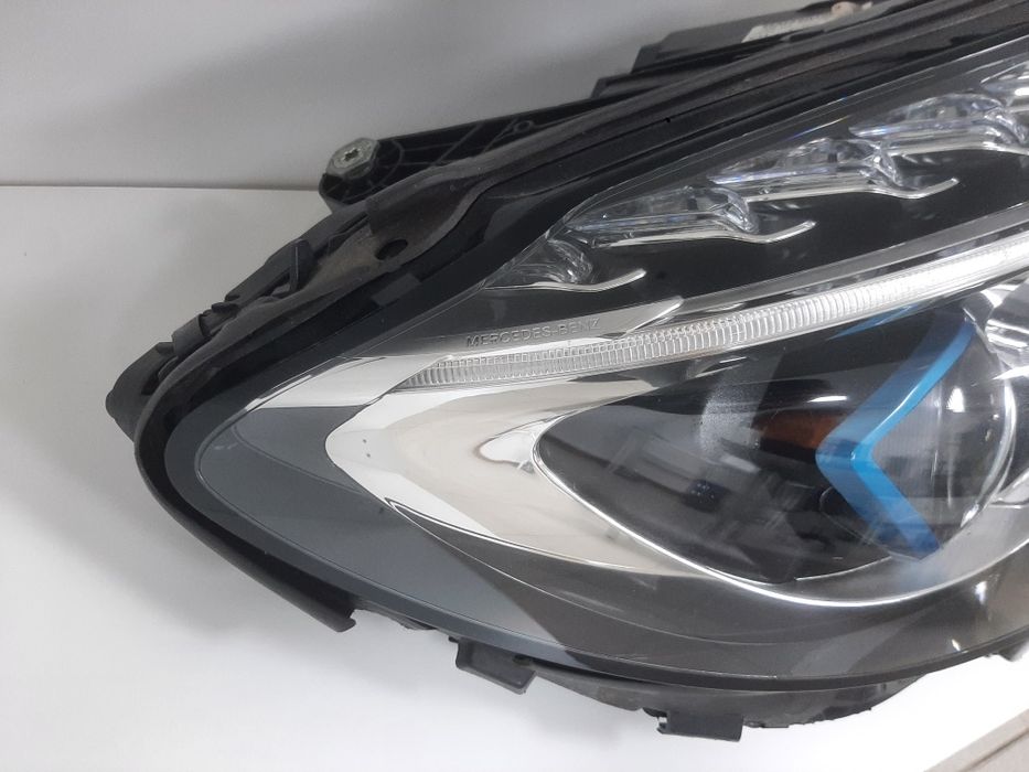 Mercedes C W205 farol / optica