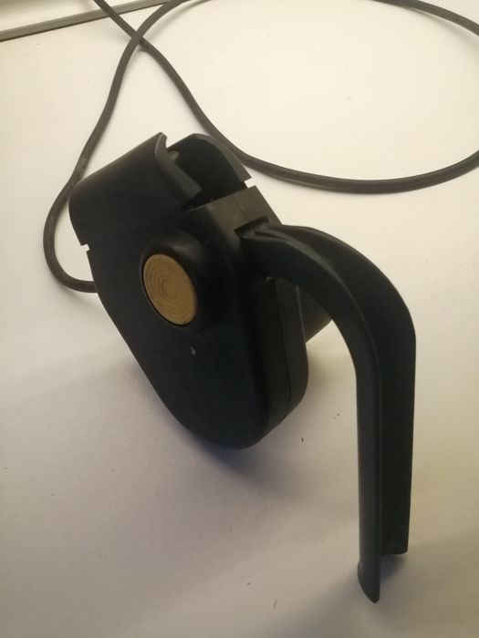 Interruptor máquina de relva Bosh