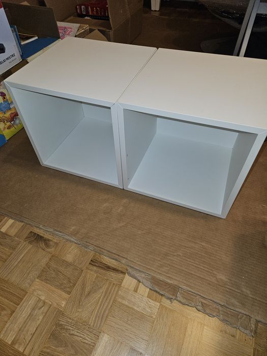 Eket, dwie półki, trochę zużyte