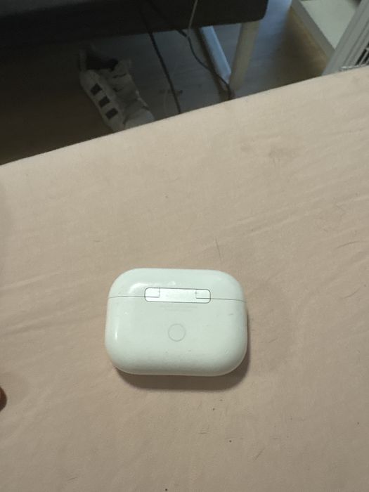 Airpods pro 2.