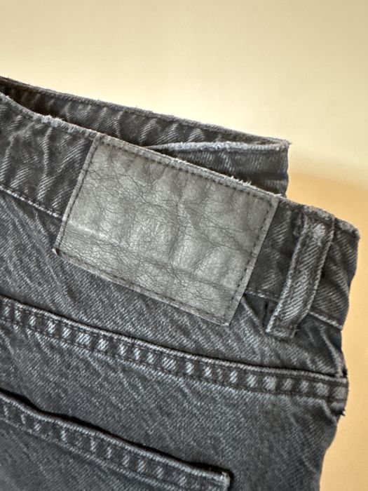 Джинси моми від ZARA