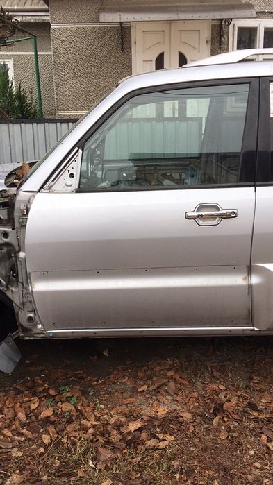 Двері Mitsubishi Pajero Wagon Мітсубісі Паджеро вагон