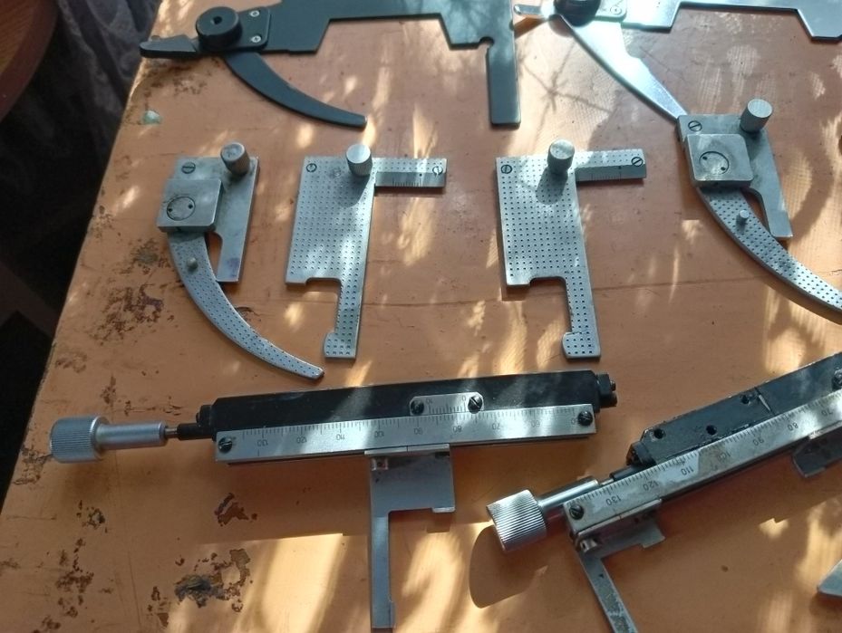 Продам препартоводітель для микроскопа і лапки