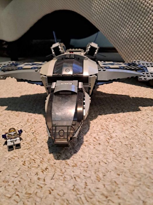 LEGO Marvel Super Heroes 6869 Quinjet Aerial Battle