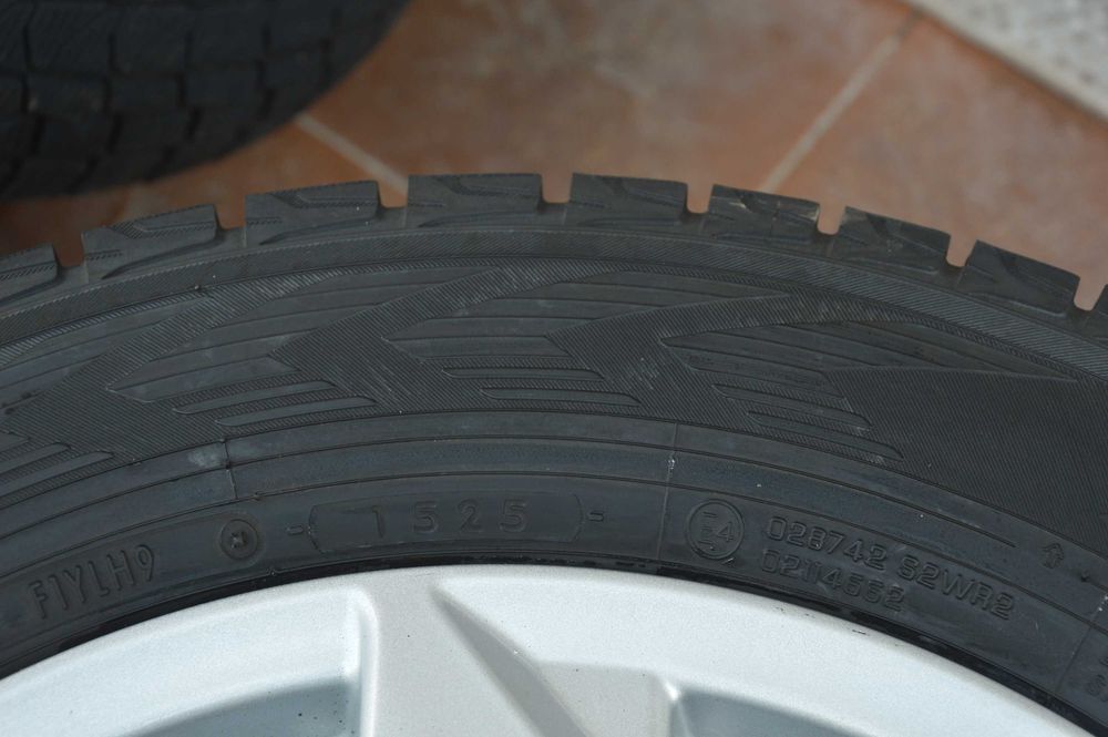 Зимові шини комплект Нові 2025 Yokohama IceGuard iG53 215/60 R16