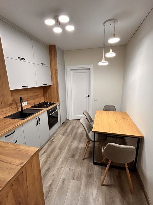 Оренда сучасної 2-кімнатної квартири перше заселення в ЖК GRAND Липини