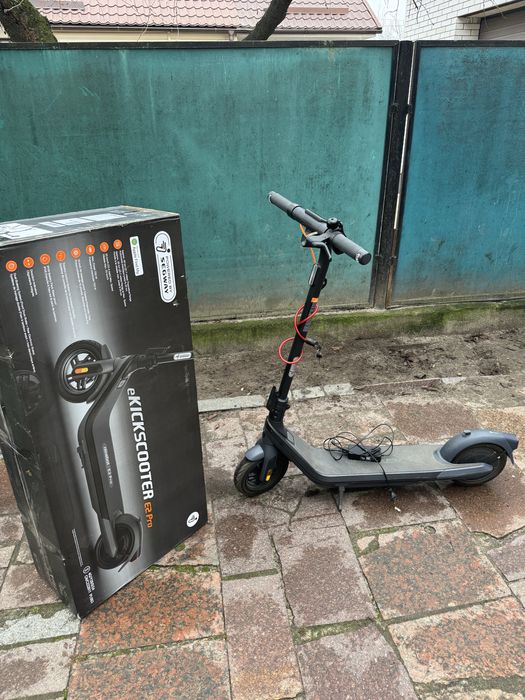 Електросамокат segway ninebot e2 pro e black