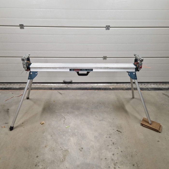 Ukośnica Bosch GCM 8 SJL + stół roboczy