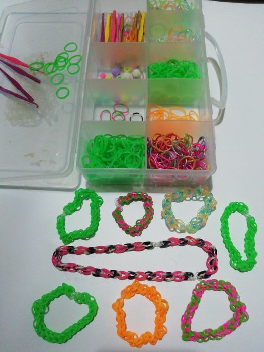 Pulseiras, anéis, colares crianças