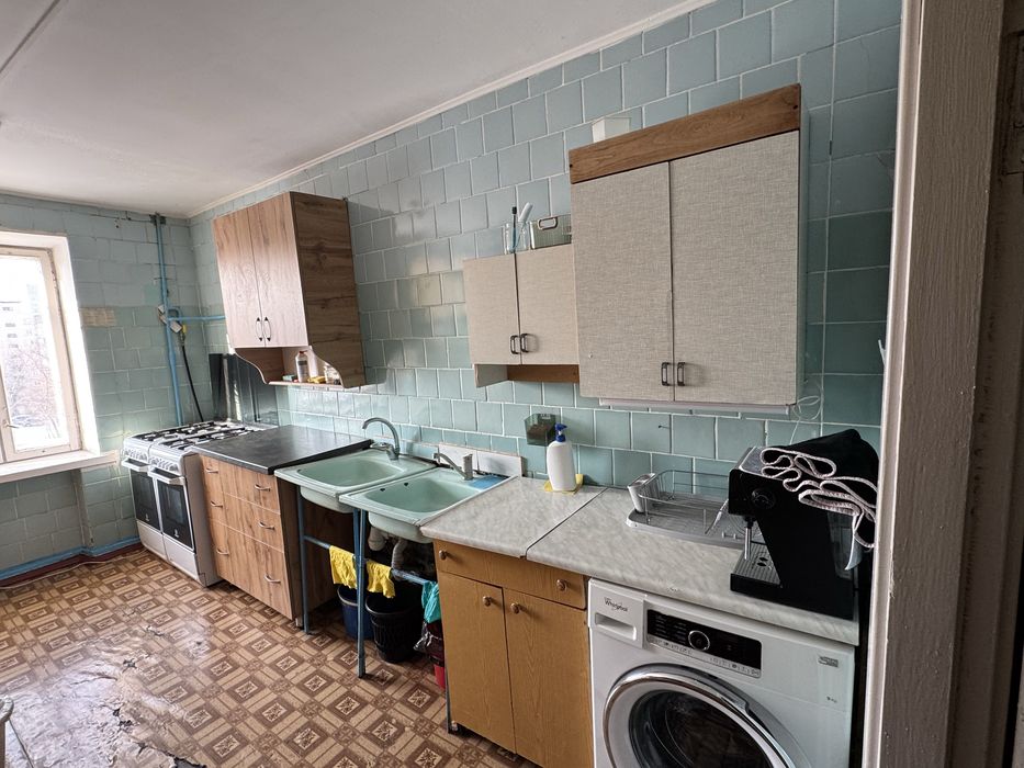 Оренда кімнати в гуртожитку Лісова