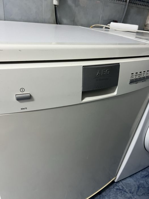 Maquina de lavar a loiça AEG