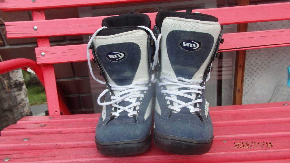 Buty zimowe wysokie BD Design rozmiar 44.