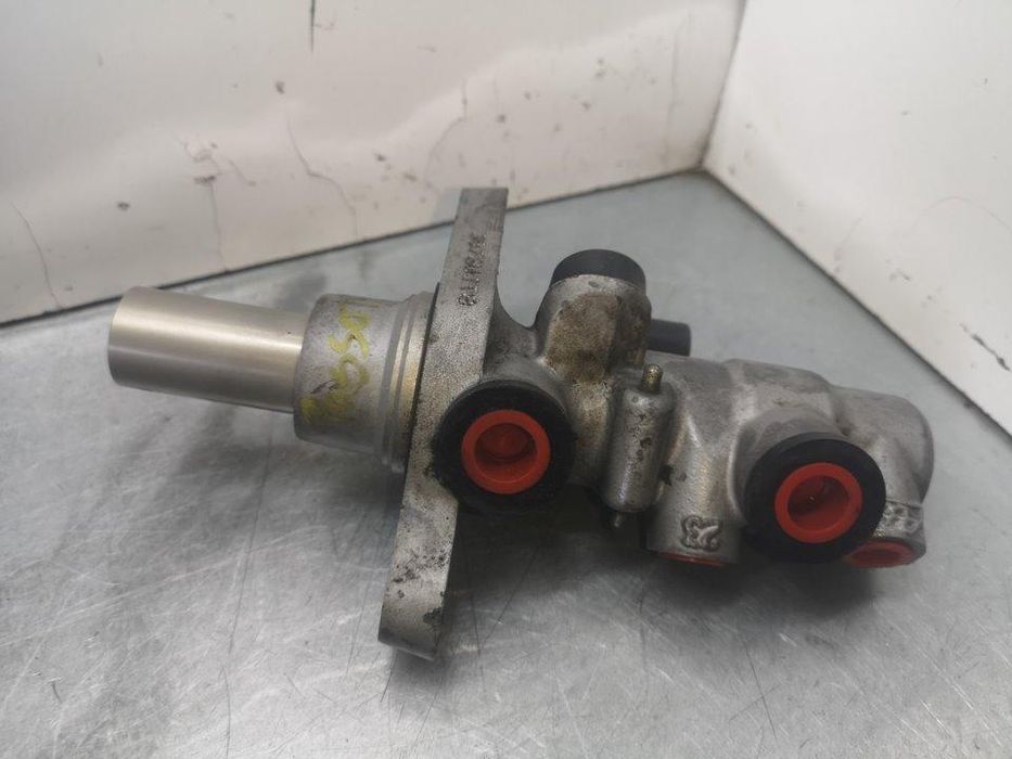 Bomba De Travão Volkswagen Passat Berlina 3C2