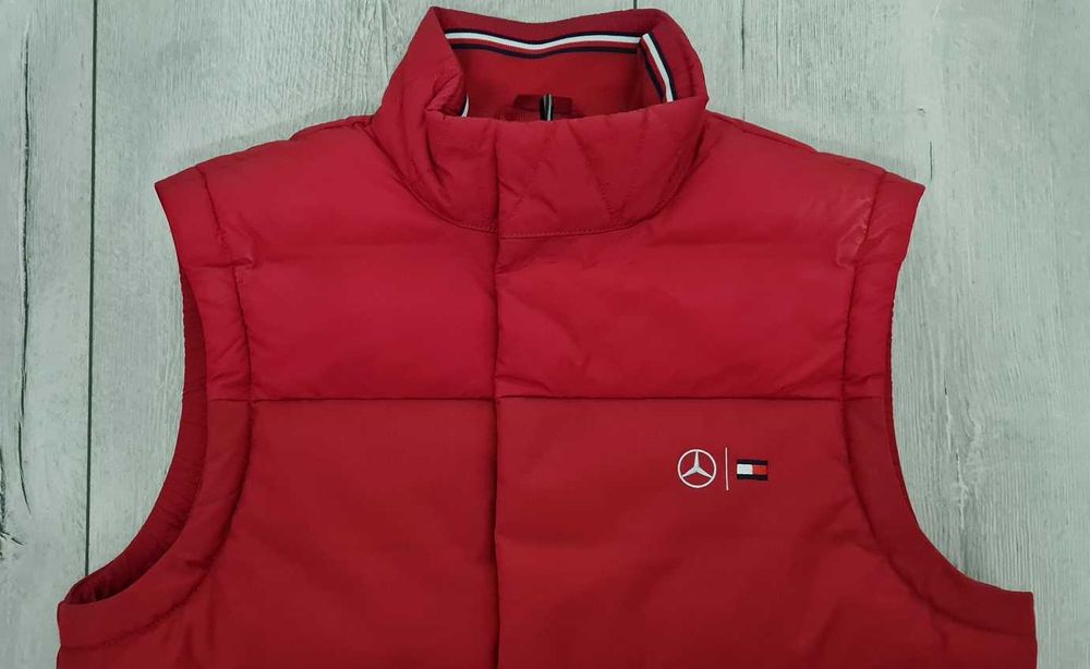NOWA Kamizelka/Bezrękawnik TOMMY HILFIGER Mercedes-AMG (rozmiar M/L)