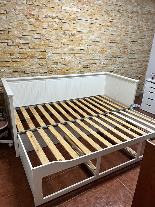 Cama IKEA Hemnes
