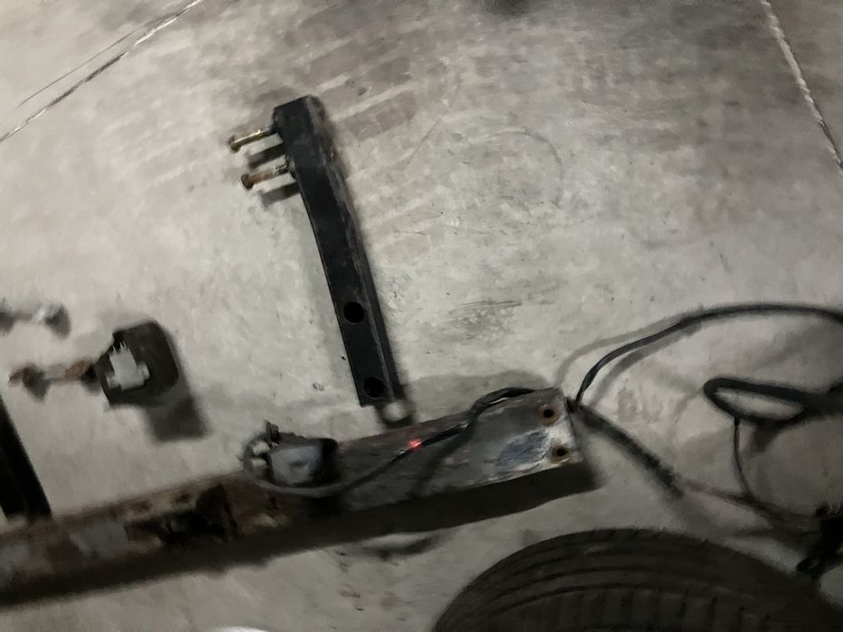 Gancho de Reboque Original Mercedes W210 W124 Carrinha e Carro