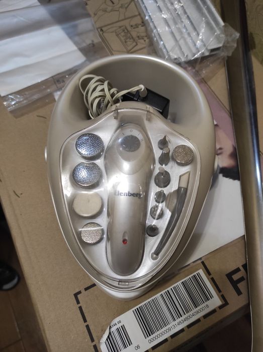 Набори для маникюра Elenberg MS-725.