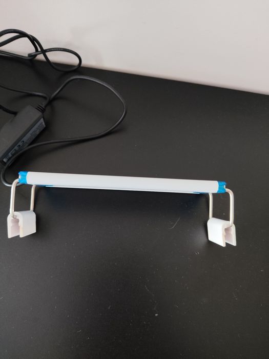 Lama LED do akwarium.