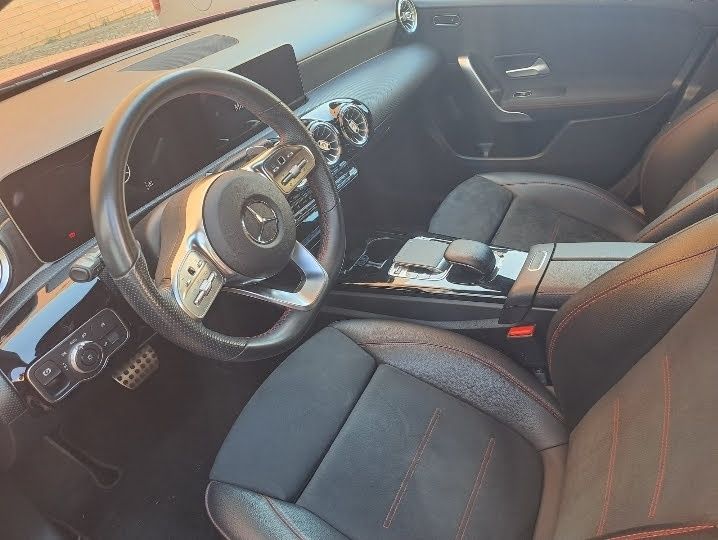 Mercedes-Benz A180 d AMG Line (09/2019) - Histórico na Marca - Impecável! — photo 2