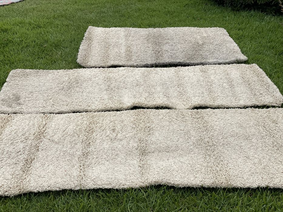 Tapetes pelo curto, usados em muito bom estado