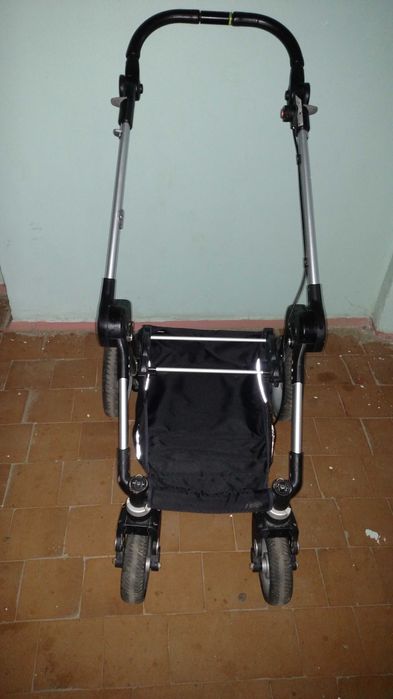 Продам нижнюю часть детской коляски трансформера Teutonia