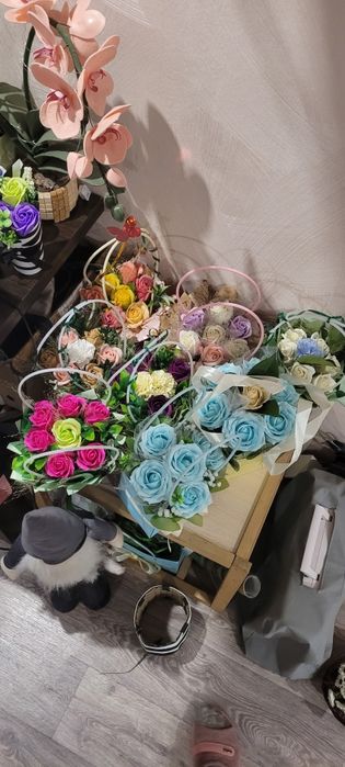 Букети з мильних квітів. Квіткові композиції. Квіти. Декор